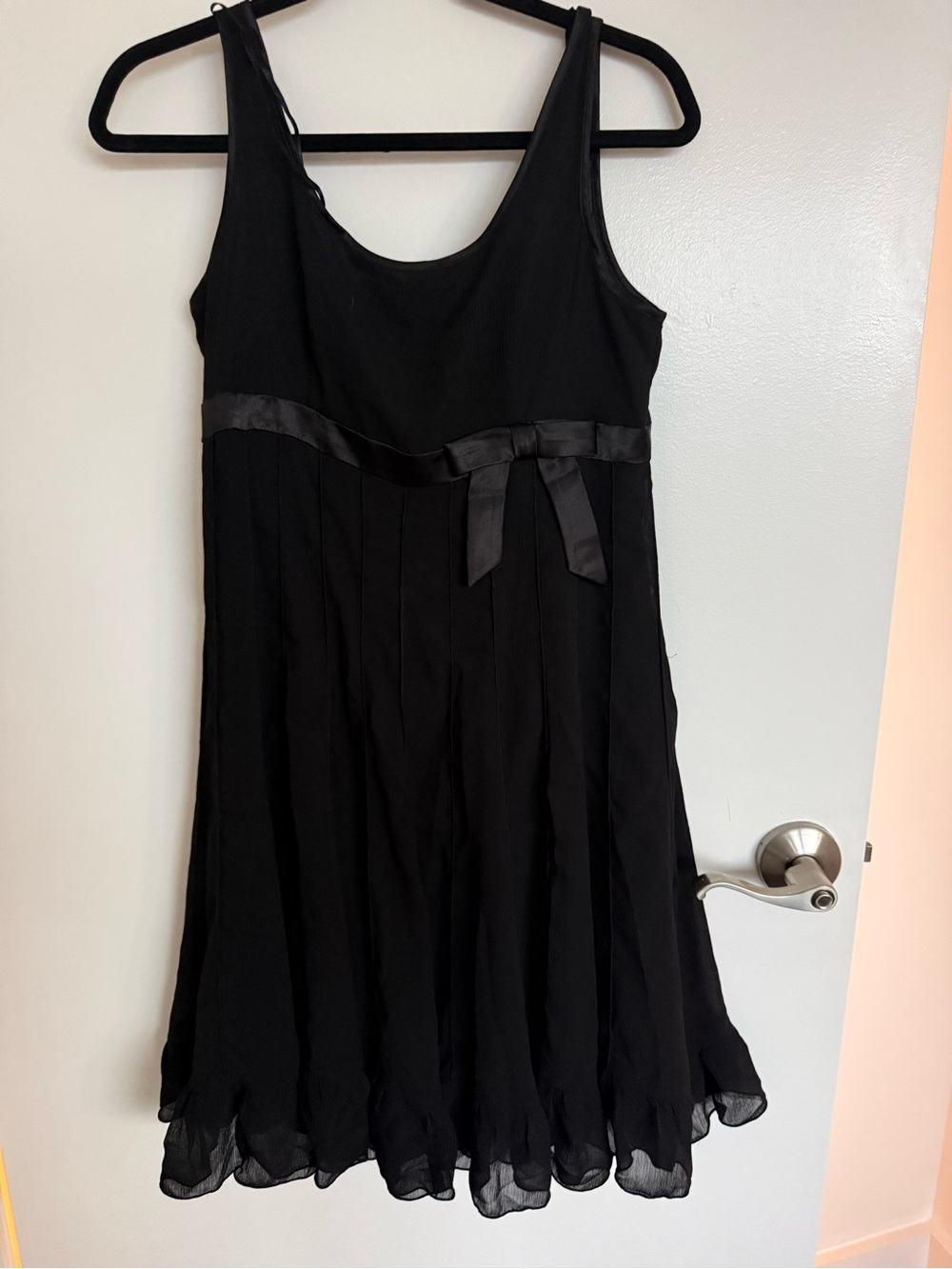 Sandra Darren Black Sleeveless A-Line Dress with Ribbon Waist